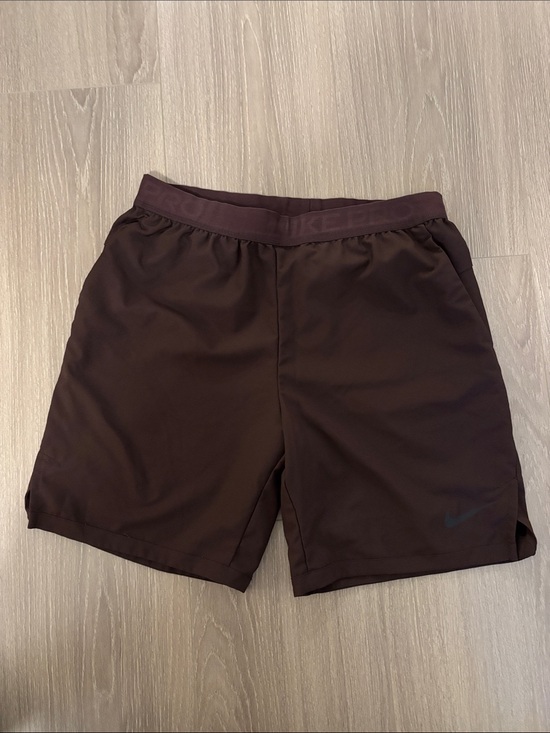 Nike Other - Nike Pro Men’s brown shorts w/ zip pocket. Size Large.